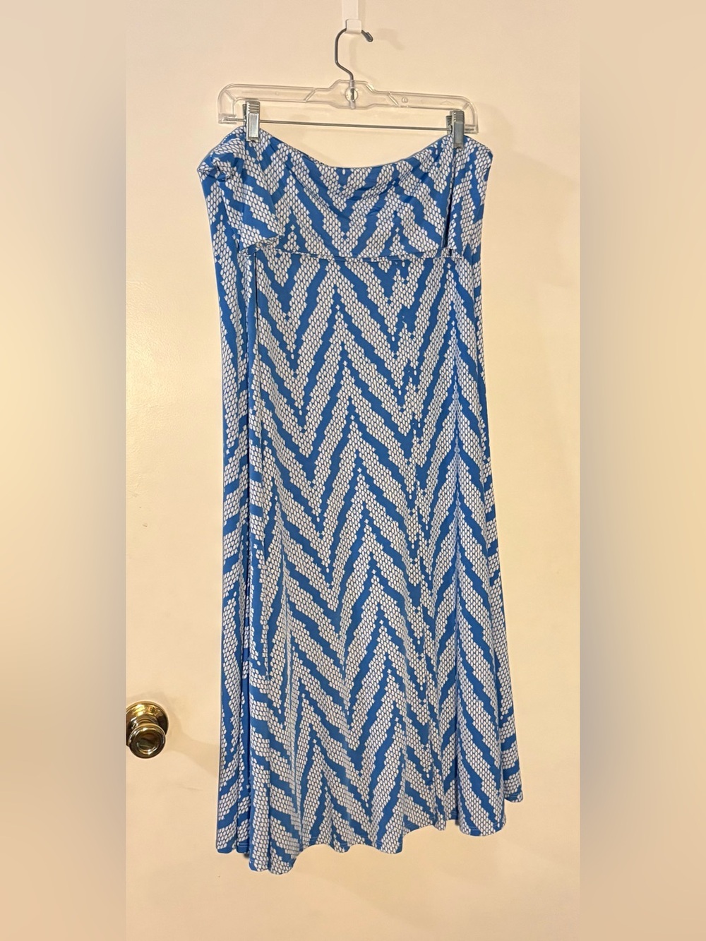 LuLaRoe Blue and White Chevron Maxi Skirt